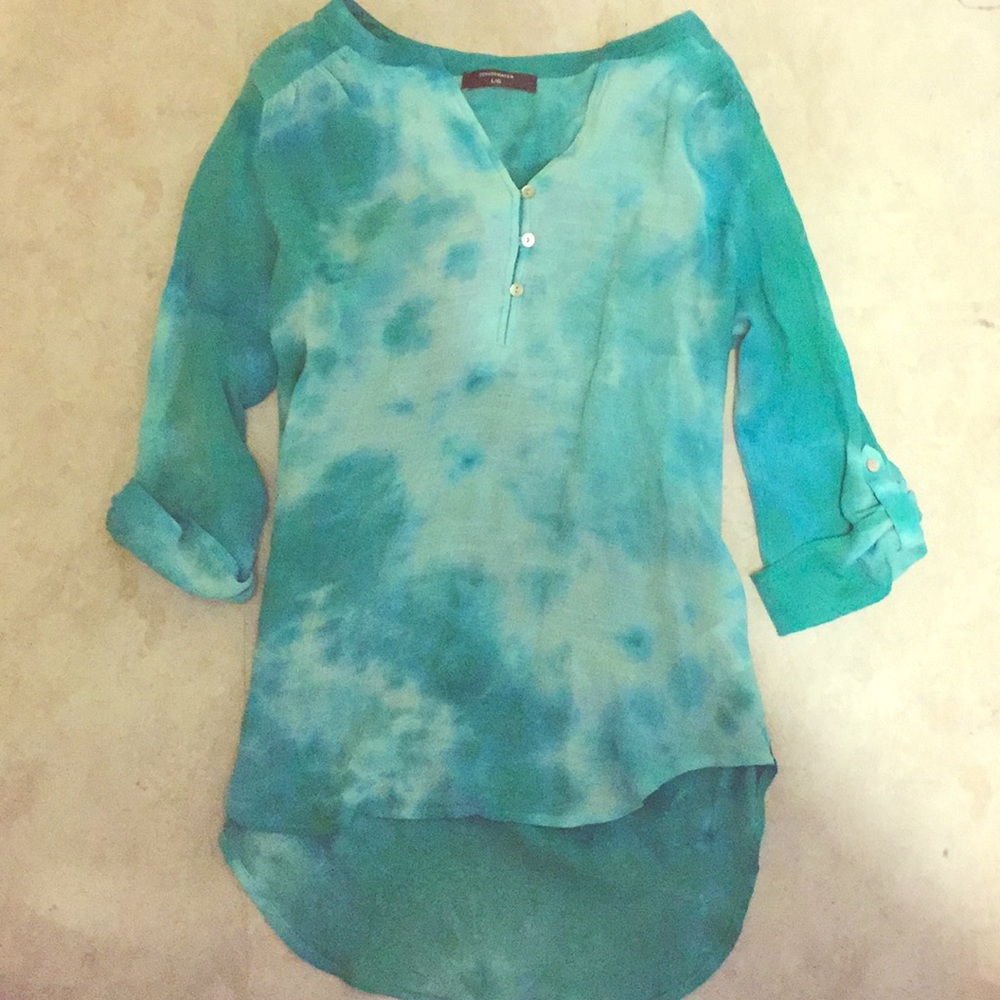 BRAND NEW!! Loose fitting sweater